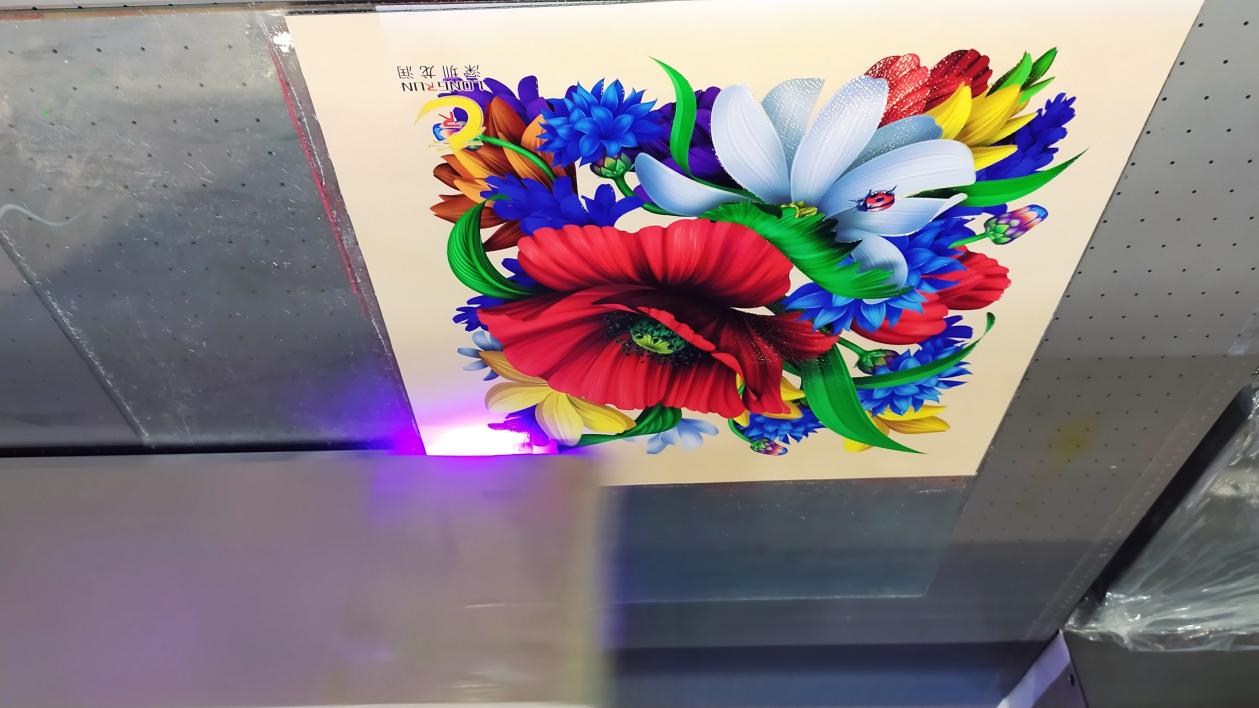 uv打印機(jī),uv平板打印機(jī),萬(wàn)能打印機(jī),uv彩印機(jī),uv打印機(jī)廠家,龍潤(rùn)
